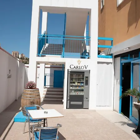 Carlo Five Couette-café 4*